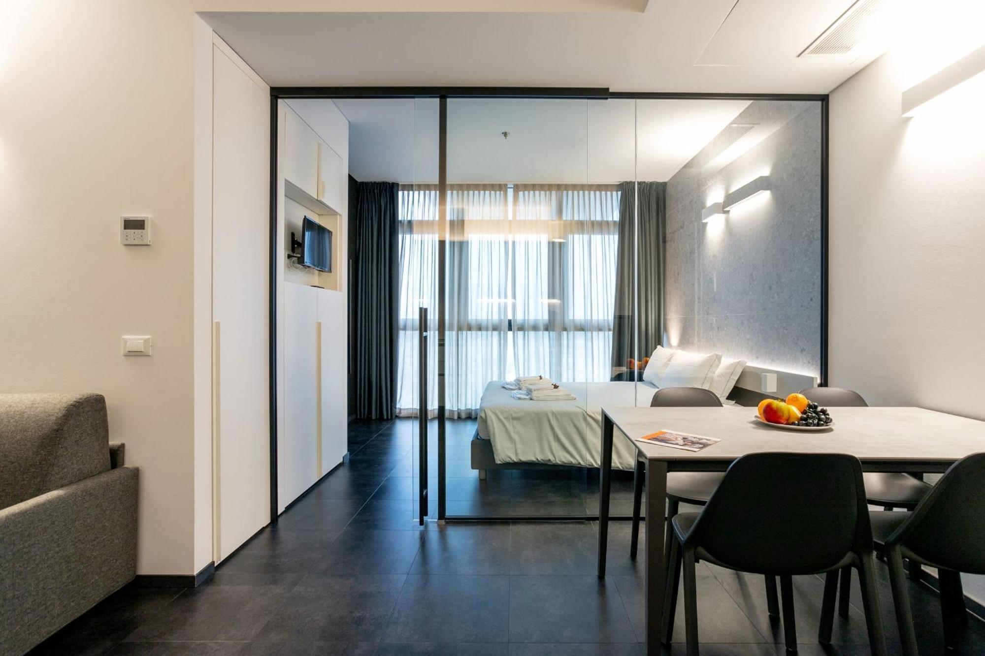 Htm Venice Suite By Halldis เมสเตร ภายนอก รูปภาพ