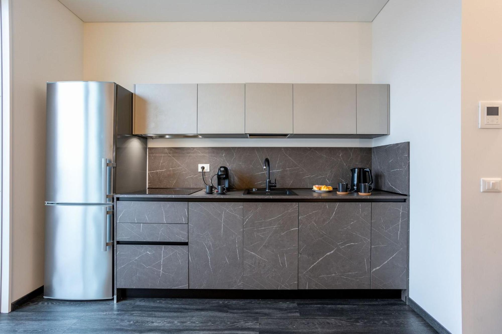 Htm Venice Suite By Halldis เมสเตร ภายนอก รูปภาพ