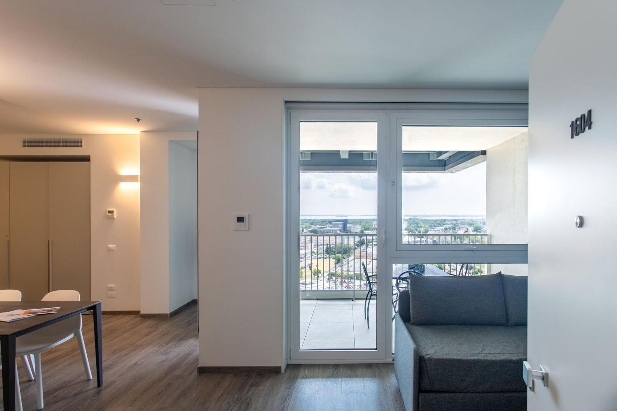Htm Venice Suite By Halldis เมสเตร ภายนอก รูปภาพ